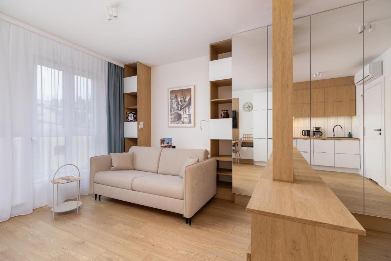City Studio With Ac Czarnowiejska By Renters Krakow Exterior photo