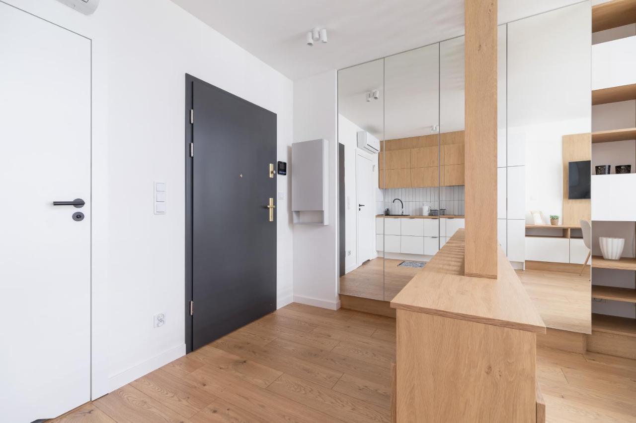 City Studio With Ac Czarnowiejska By Renters Krakow Exterior photo